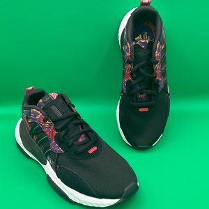 Men’s Adidas sneakers size 6.5